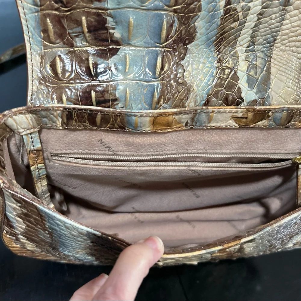 Brahmin Nadine Caribou Melbourne Croc embossed Shoulder/Crossbody Leather Bag - Picture 4 of 13